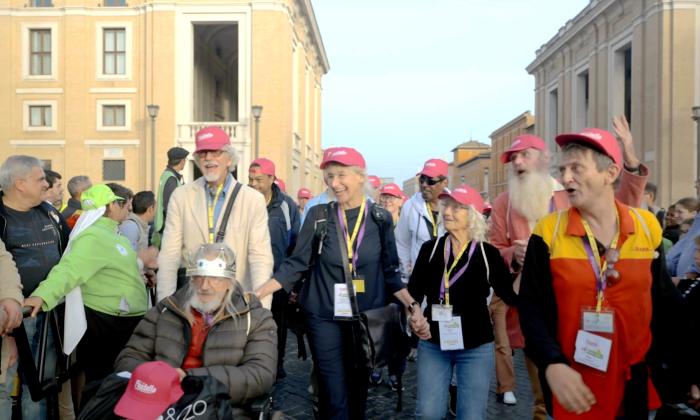 KRO-NCRV's Kruispunt: Van verslaving naar verlossing