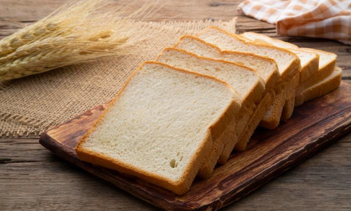 Wat is het verschil tussen casinobrood en tostibrood? | KRO-NCRV