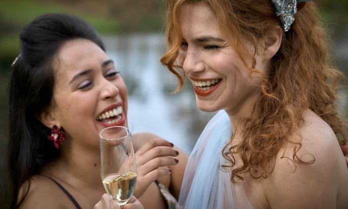 Bekijk hier de eerste beelden van nieuwe dramaserie Ik val niet, ik