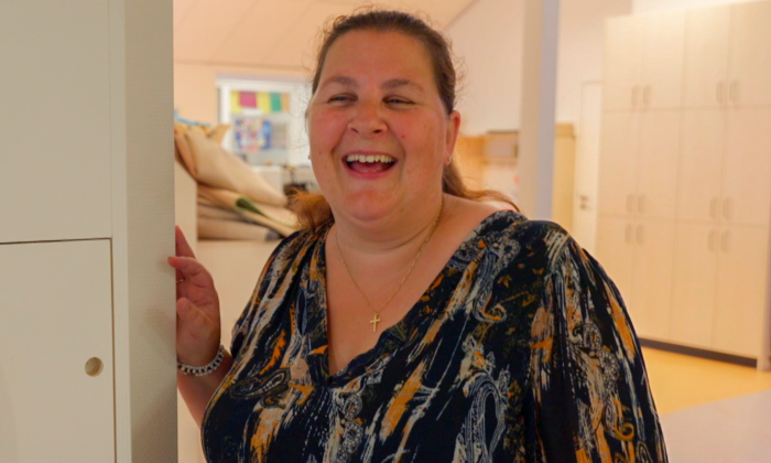 Janneke Jelies neemt afscheid van huis: ‘Dit hoef ik nooit meer schoon te maken’