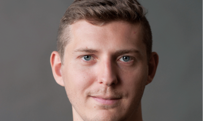 Milio groeide arm op: 'Ik voel me niet thuis waar ik vandaan kom, maar