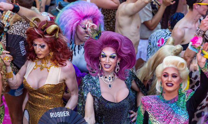 Van protest naar feest: hoe is Pride ontstaan? | KRO-NCRV