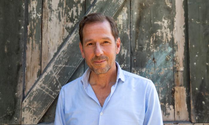 Roek Lips: 'Ik leerde de dood van mijn zoon te aanvaarden' | KRO-NCRV