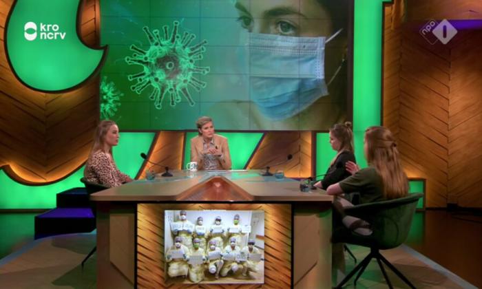 Verpleegsters bij M