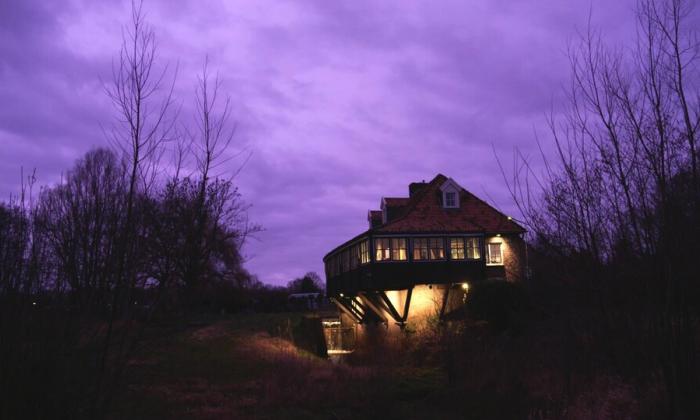 De oude watermolen bij Venlo is een uniek woonhuis