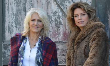 Leoni Jansen en Annemiek Schrijver