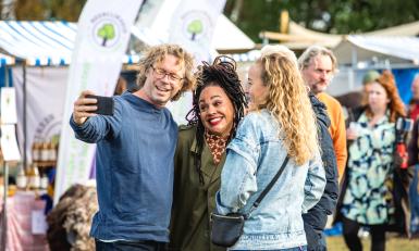 BinnensteBuiten Festival Sharon