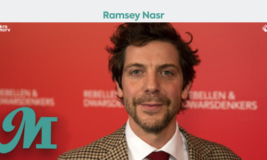'Wij waren onder betovering', het Poëziegeschenk door Ramsey Nasr