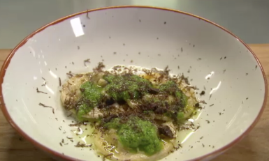 Ravioli met oude kaas, raapstelenpesto en truffel