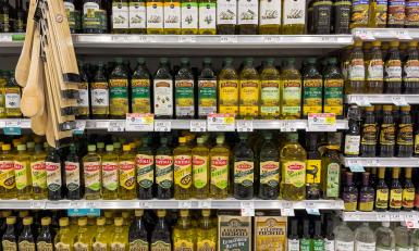 Extra vierge olijfolie - Deze olijfolie-expert helpt jou de beste keuze te maken in de supermarkt