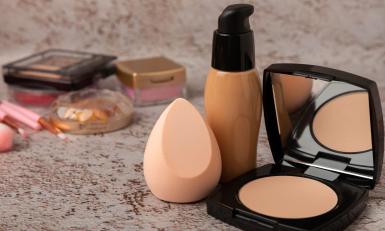 KVW - SPF in foundation en dagcrème