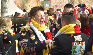 Carnavalshart Britt en Danielle