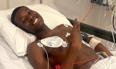 Mattheus kort na operatie - Joris' kerstboom