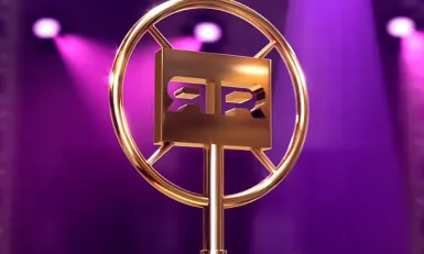 Bokaal voor paarse achtergrond