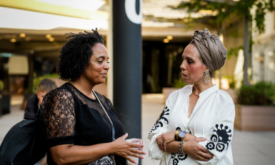 Samira Bakhcha en Cynthia Cudogham Een huis vol