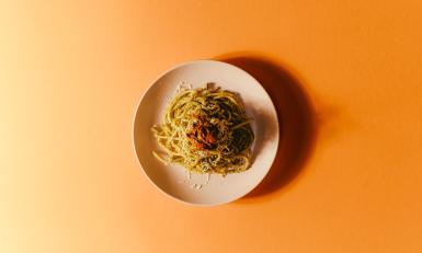 wortelloof pesto