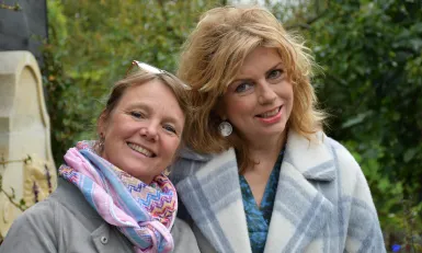 Annemiek Schrijver en Laura van Dolron