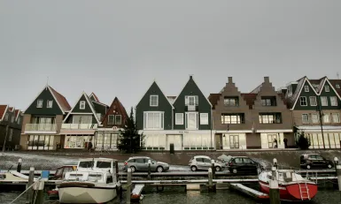 Volendam: 25 jaar na de brand 