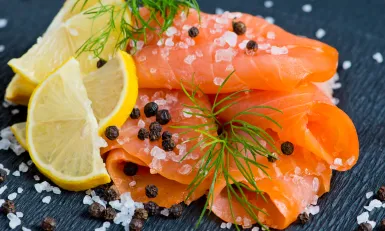 Plakken gerookte zalm - Keuringsdienst van waarde