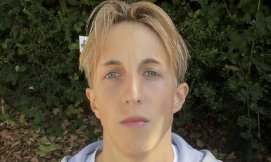 Joep doorbreekt een taboe door te praten over zijn anorexia - Taboes