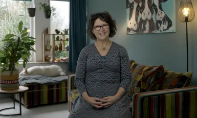 Sanne - De verloskundigen