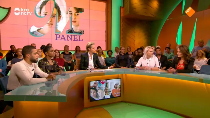 Jarenlang was hij de schrik van het Binnenhof. Met zijn brutaliteit wist hij politici op scherp te zetten. Maar vanavond op NPO 2 zien we een andere kant van Rutger in het nieuwe programma De Hofbar. Hij geeft een voorproefje! M-Panel over het nieuws