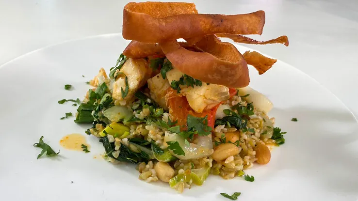 Freekeh met gesmoorde vis Freekeh met gesmoorde vis
