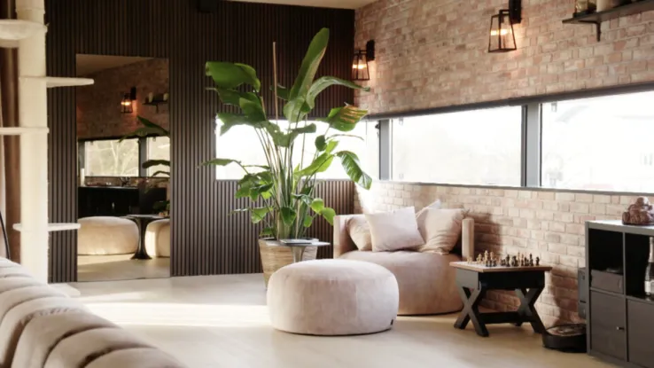 Patrick en Marike van Neerden kopen een leegstaande bovenruimte van een bedrijfspand in Zwolle en gaan de uitdaging aan om er een woning van te maken. Hun loft straalt warmte en luxe uit en ze hopen mensen te inspireren om verder te kijken dan de gebruikelijke woonplekken. Ze laten zien dat je met wat doorzettingsvermogen en creativiteit een heel eind komt. Omgebouwd kantoorpand Zwolle