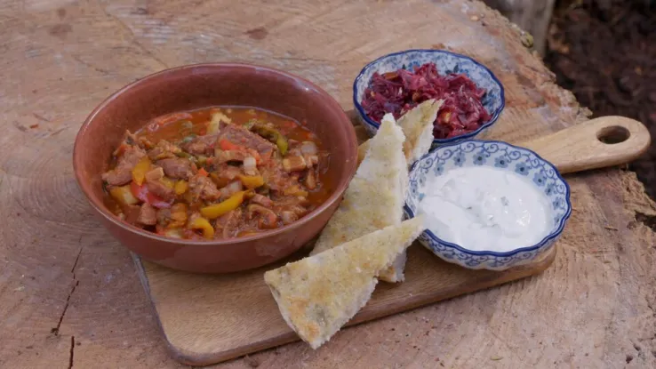 Pittige Hongaarse goulash Pittige Hongaarse goulash