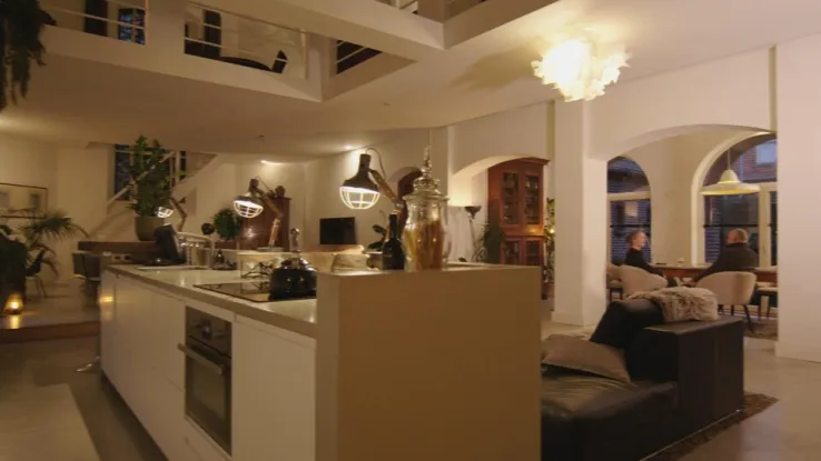 Wonen in een oude kloosterkapel in Venlo Wonen in een oude kloosterkapel in Venlo Wonen in een oude kloosterkapel in Venlo